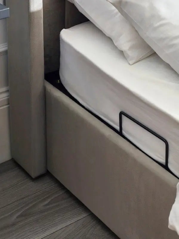Clara Ottoman TV Bed 135cm - Light Grey Luxepalace