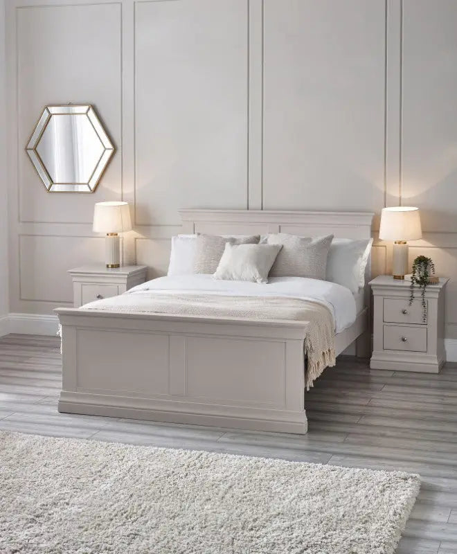 Clermont 150Cm King Bed - Light Grey Luxepalace