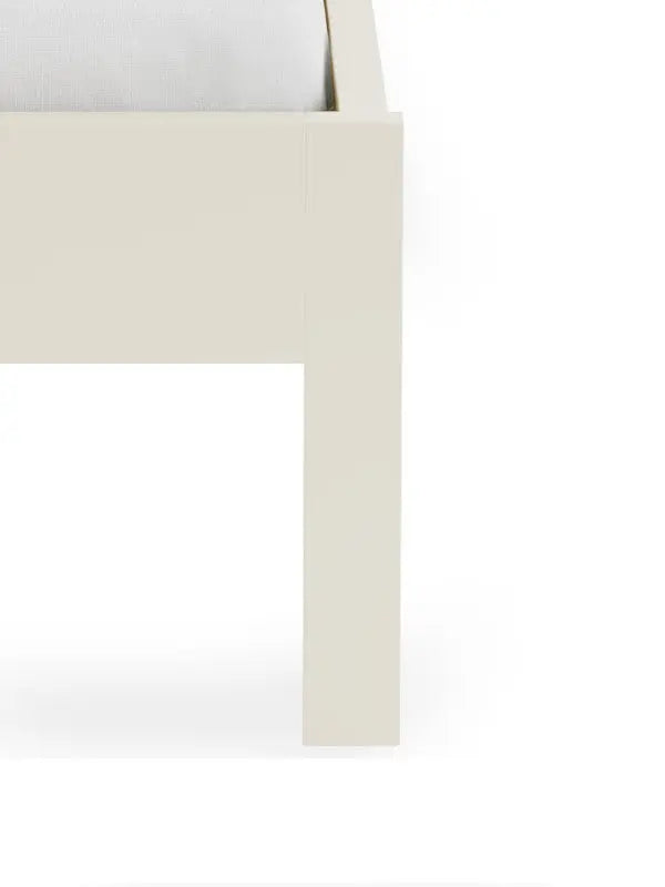 Coxmoor 135cm Bed - Ivory Luxepalace