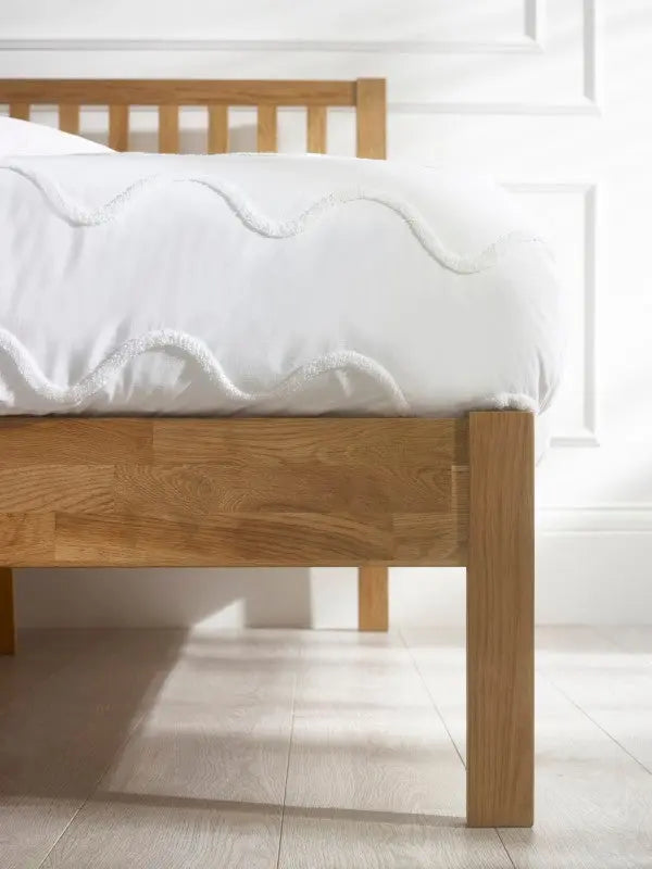 Coxmoor 135cm Bed - Oak Luxepalace