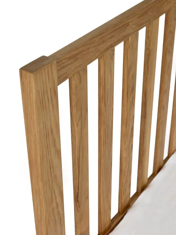 Coxmoor 150cm Bed - Oak Luxepalace