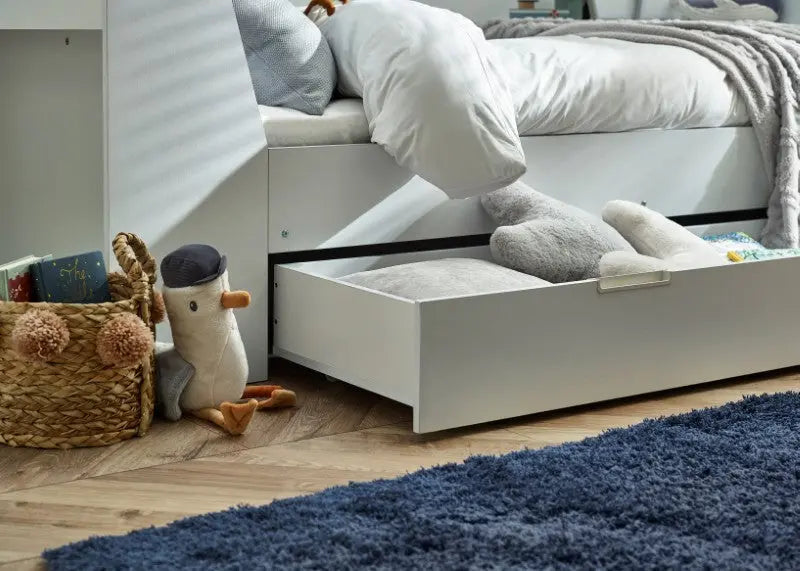 Cyclone Daybed All White Luxepalace