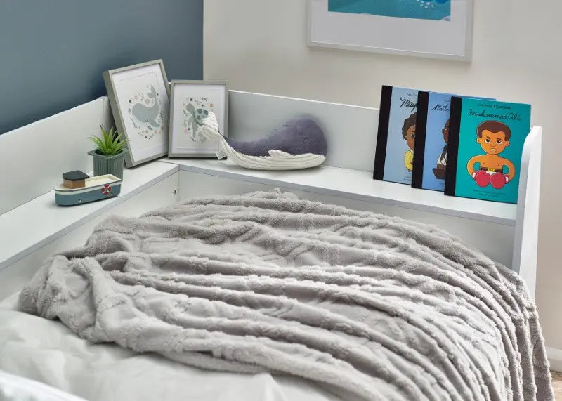 Cyclone Daybed All White Luxepalace