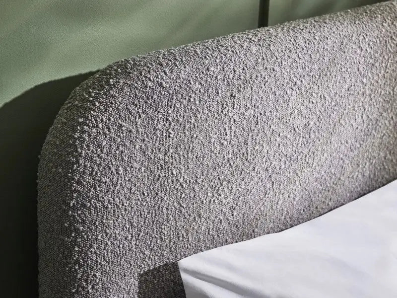 Hannah King Bed 150Cm - Grey Boucle Luxepalace