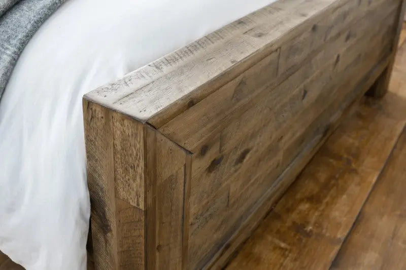Hoxton 135cm Double Bed Luxepalace