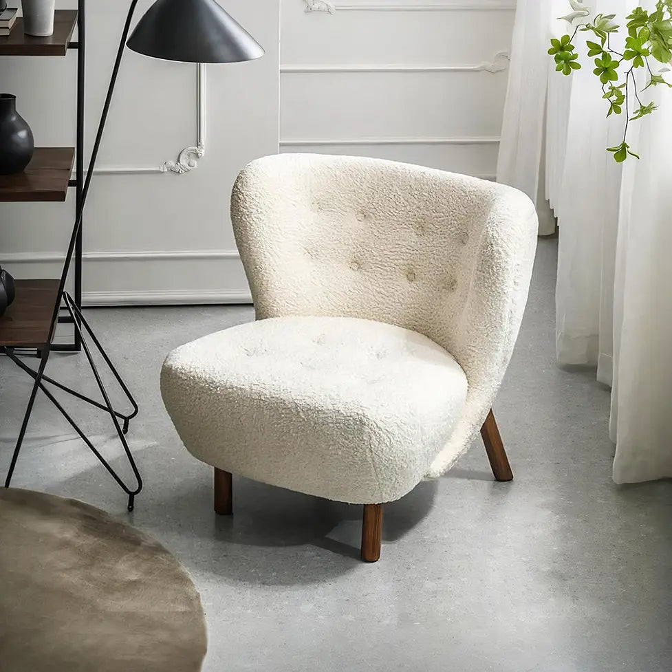Lilla Petra Lounge Chair, Short Hair, Boucle Luxepalace.co.uk