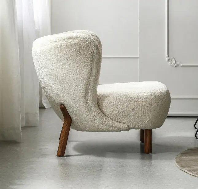 Lilla Petra Lounge Chair, Short Hair, Boucle Luxepalace.co.uk