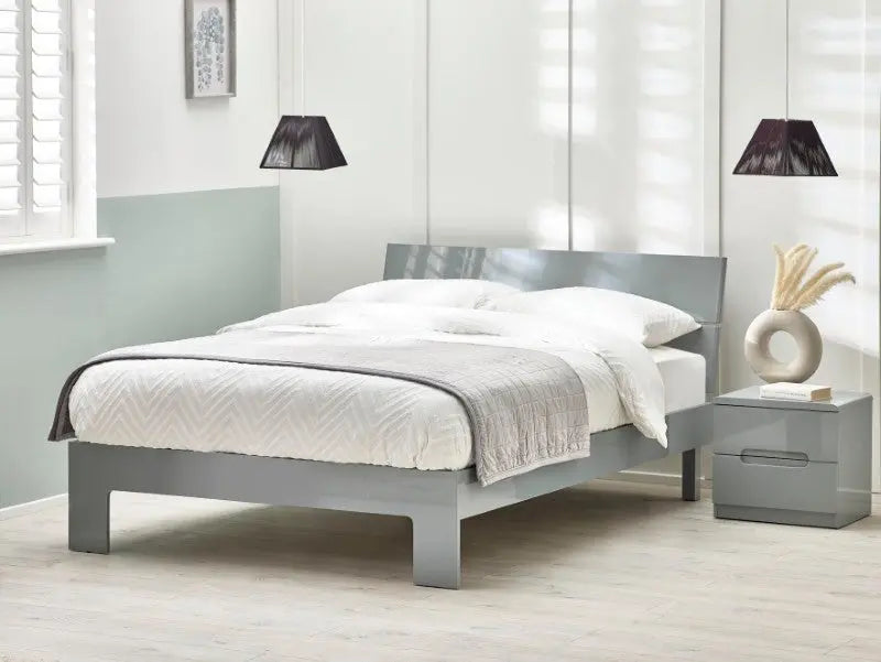 Manhattan Bed 135Cm - Grey Luxepalace