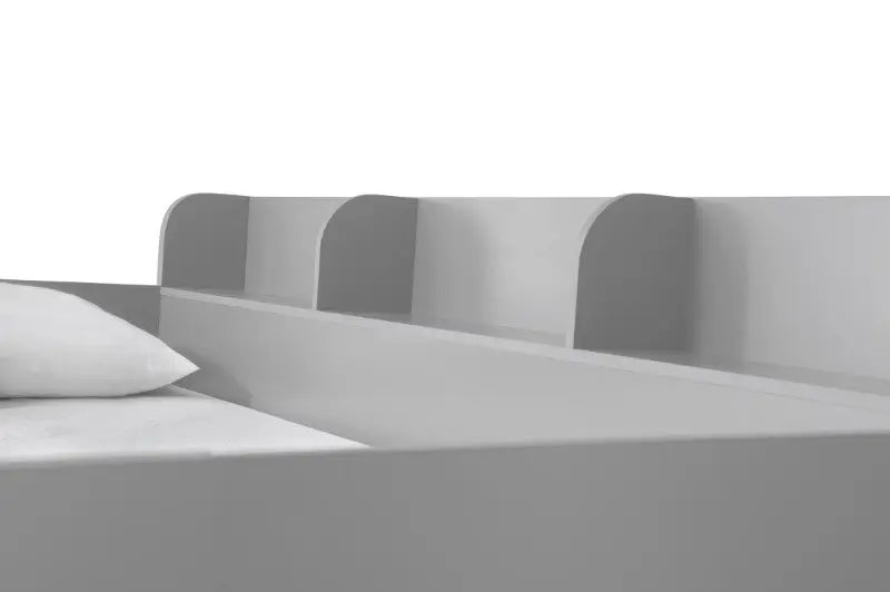 Domino Triple Sleeper Light Grey Luxepalace