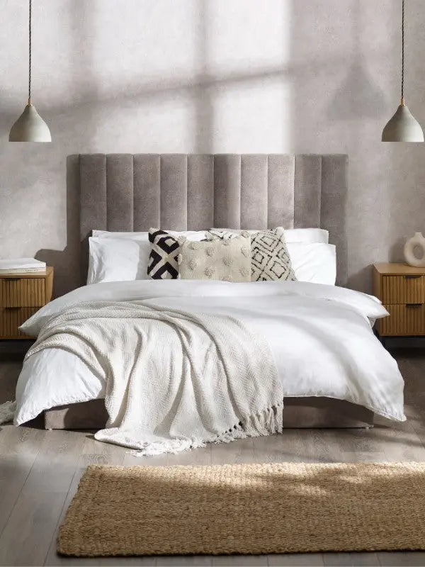 Eloise 135cm Double Bed - Grey Luxepalace