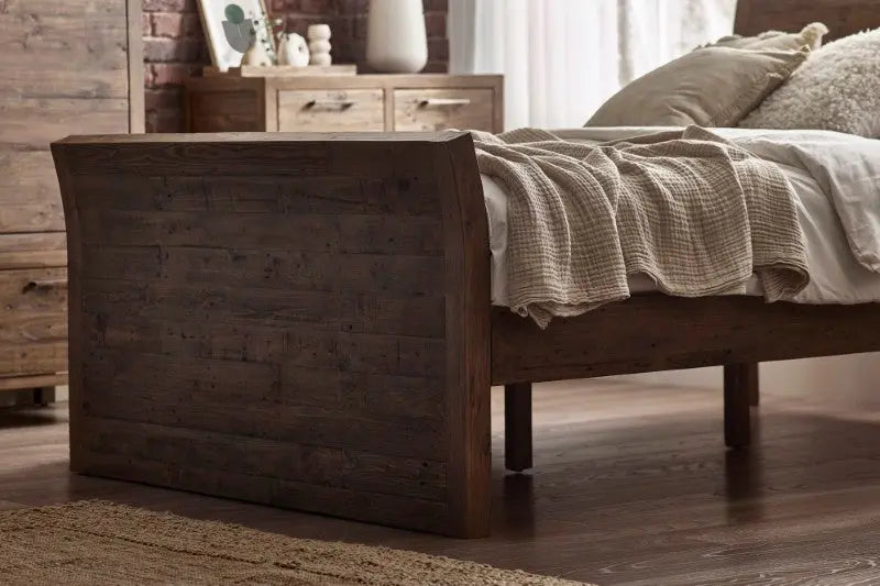 Heritage 150cm King Bed Luxepalace