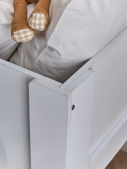 Otis Midsleeper - All White Luxepalace