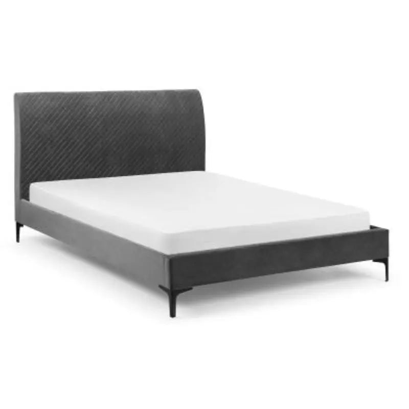 Sanderson Diamond Quilted Velvet Bed 180Cm Luxepalace
